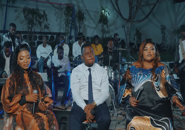 Eunice Manyanga ft. Jonathan Yafu & Sœur Nora - Wumela Nanu (Live)